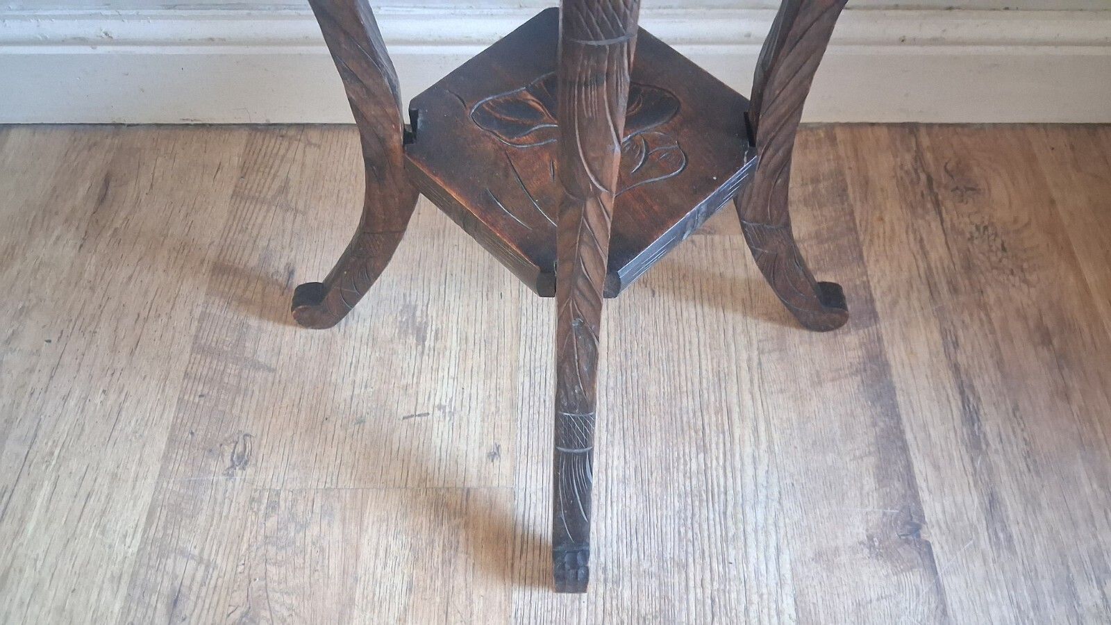 photo vintage Antique Liberty & Co (Stamped) Japanese Fruit Wood Carved Side/Hall/Lamp  Table