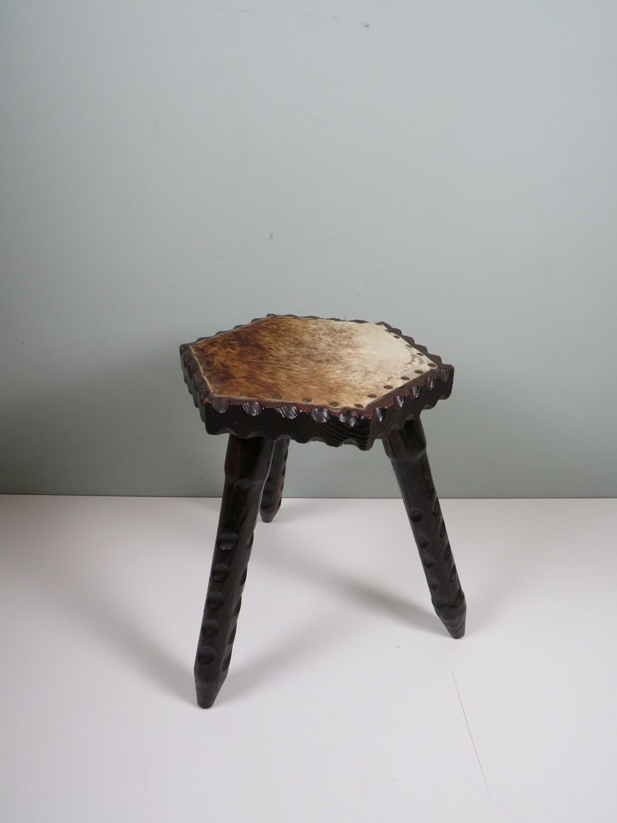 Vintage Spanish Brutalist Stool In Carved Wood And Leather Hide Upholstery, 1960s