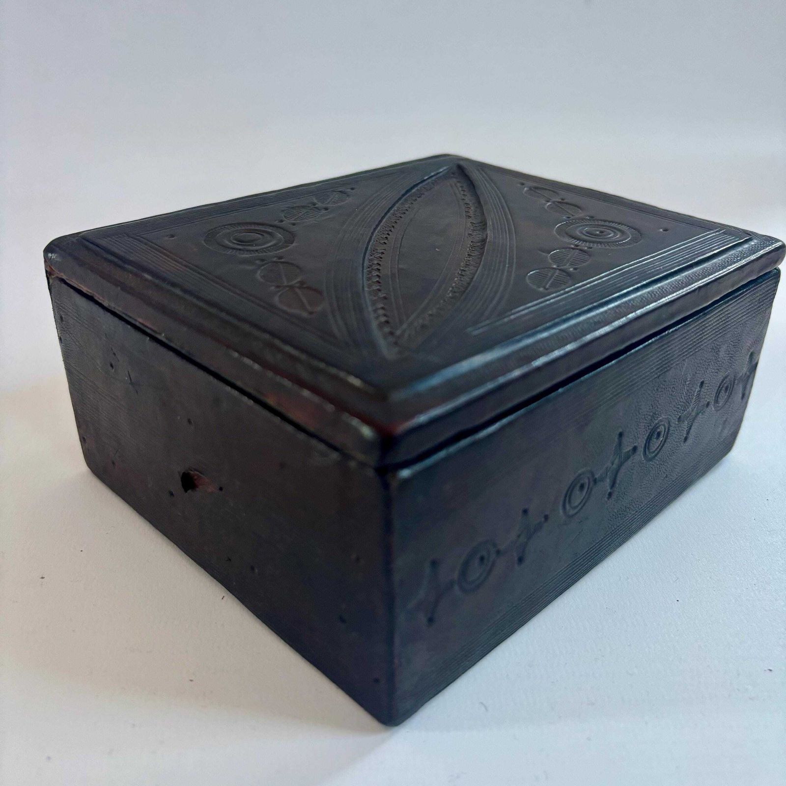 Vintage Tuareg Leather Box: Mid Century African Tribal Art photo 129.0