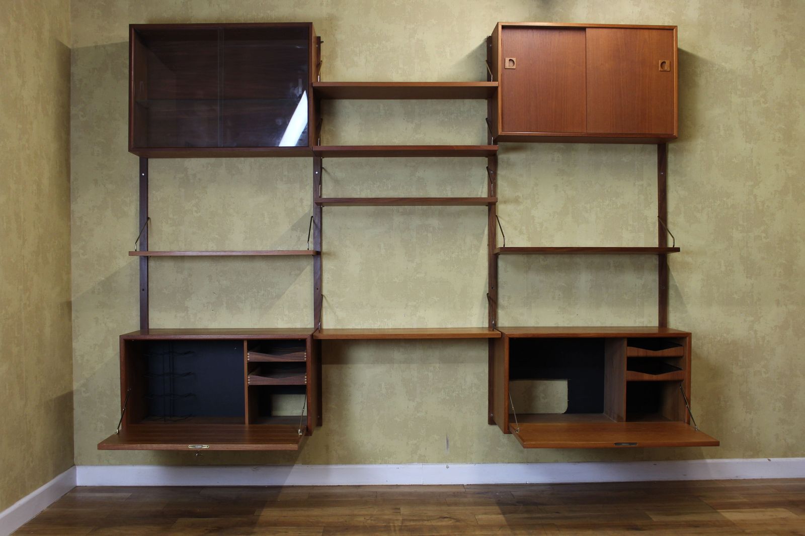 Poul Cadovius Cado Teak Royal Wall System 1960’s photo furniture