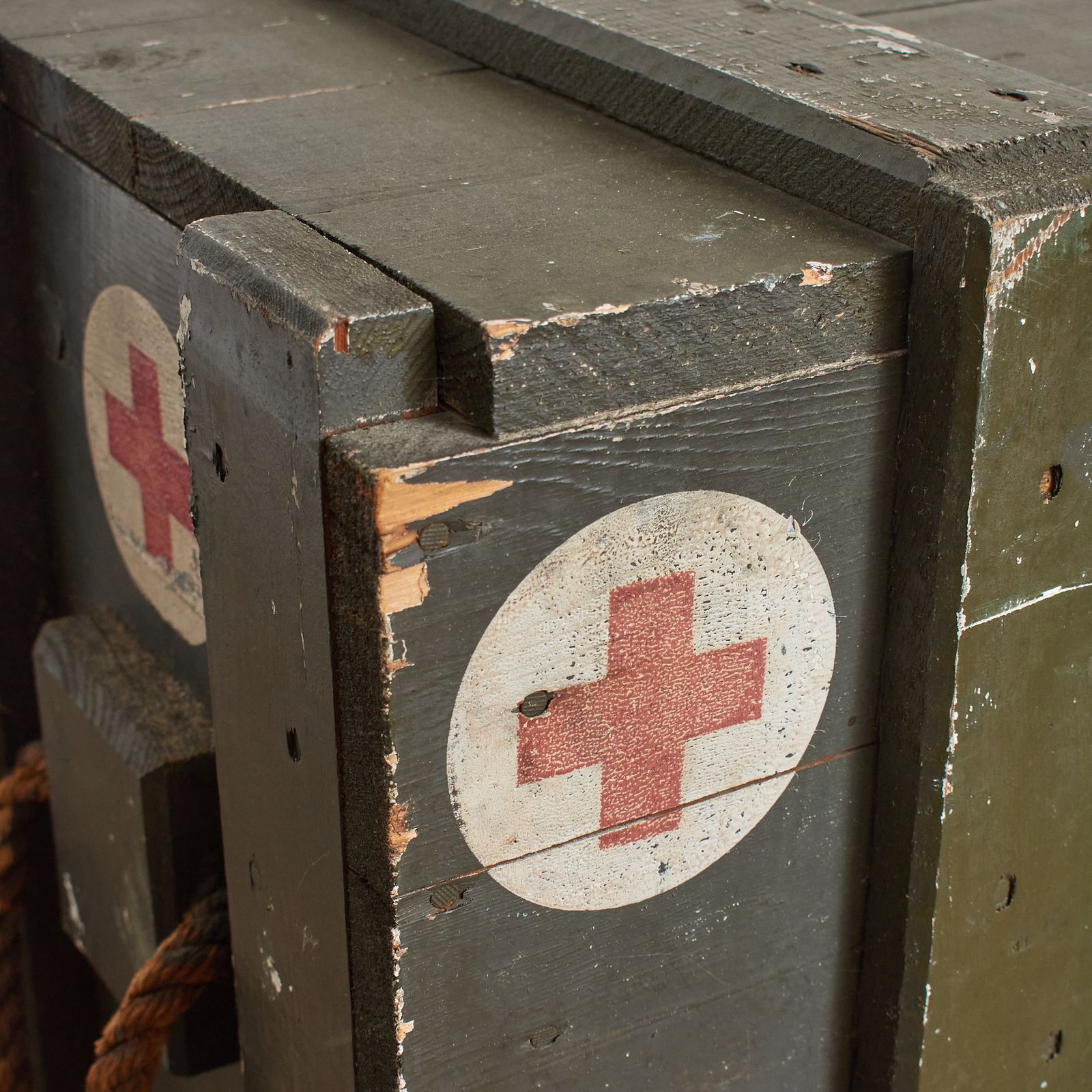 Ww2 Belgium Wooden Military Medical Storage Chest photo Home Decor