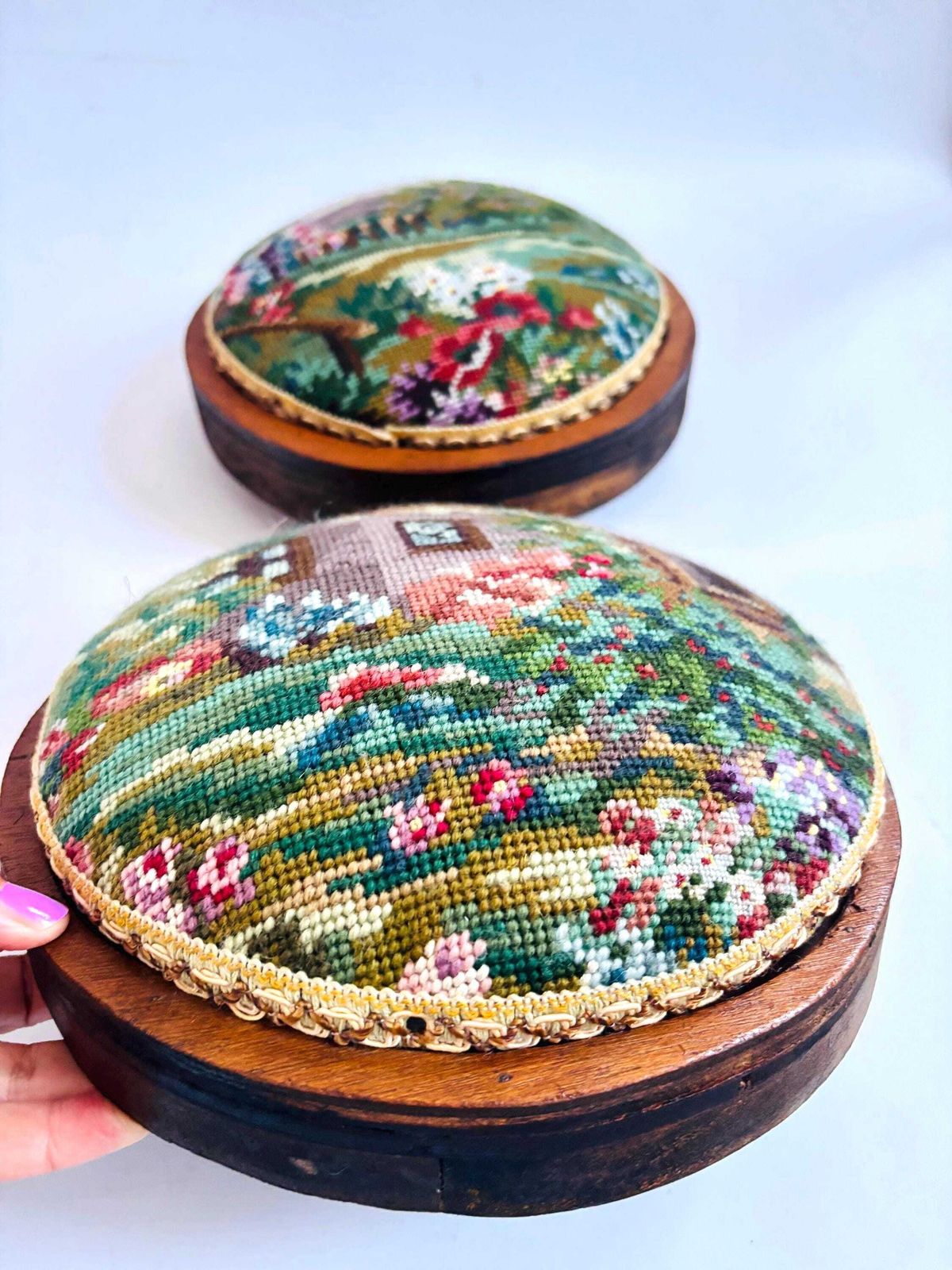 Pair Of Tapestry Needlepoint Victorian Foot Stools /Meditation Antique photo 235.0