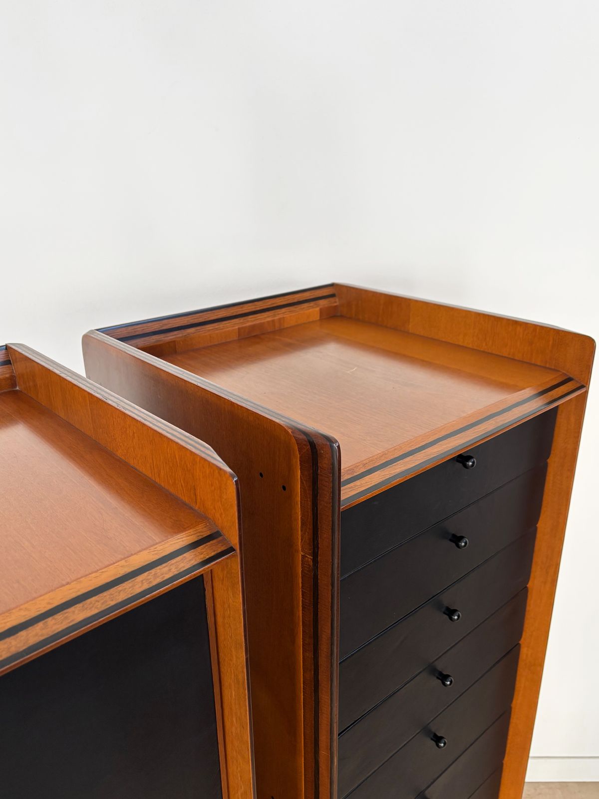 photo furniture Afra & Tobia Scarpa For Maxalto Wood And Leather Storage "Artona "Serie, Italy 1970s