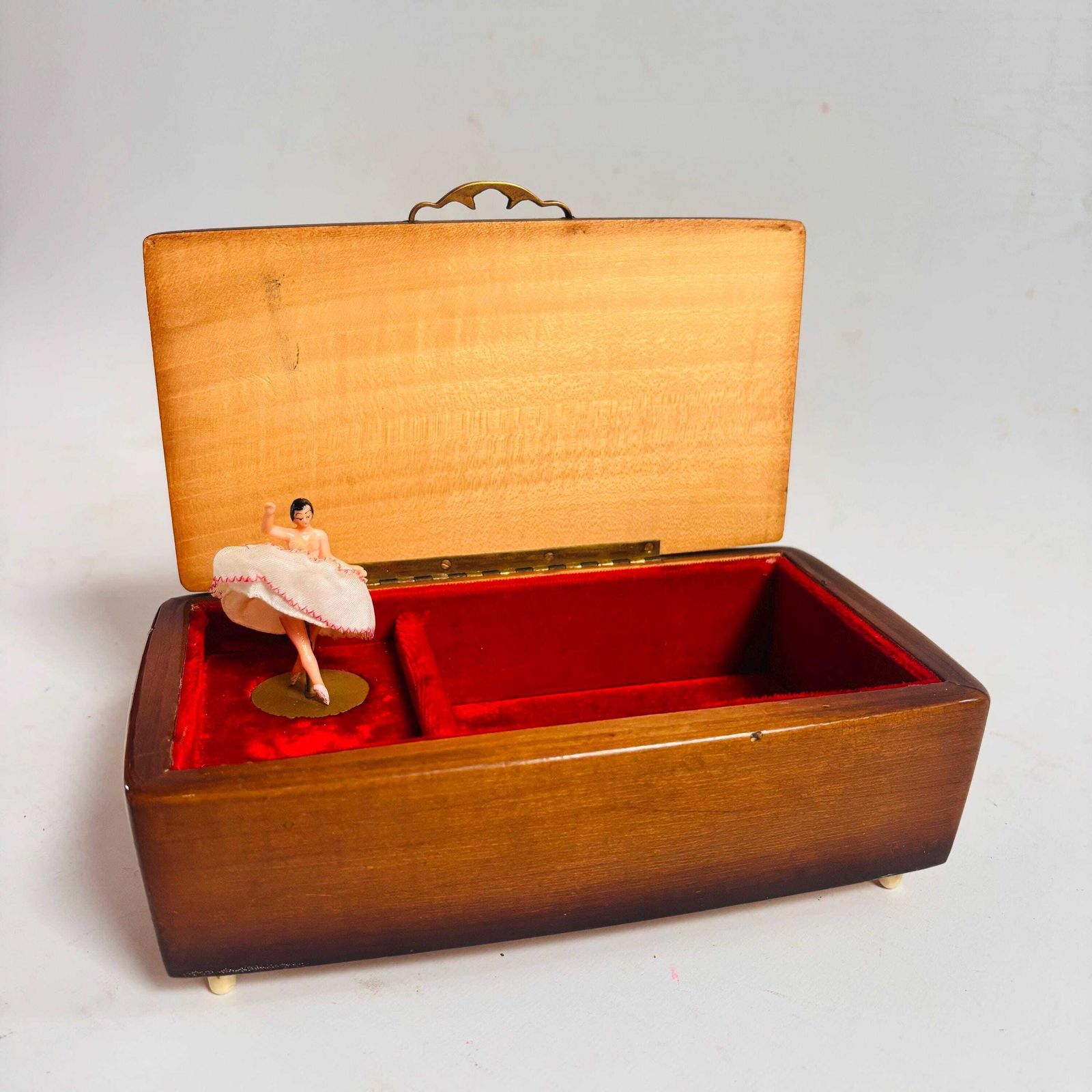 Vintage Reuge Musical Jewelry Box: Ballerina, Venice Scene photo vinterior