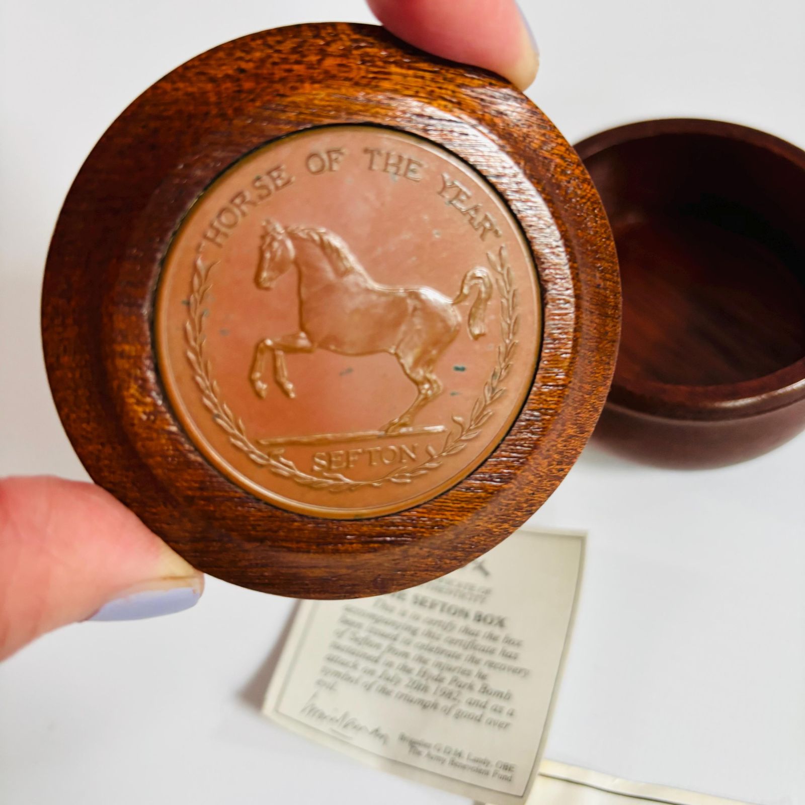 Rare 'Sefton' Horse Of The Year Wooden Box With Certificate photo furniture