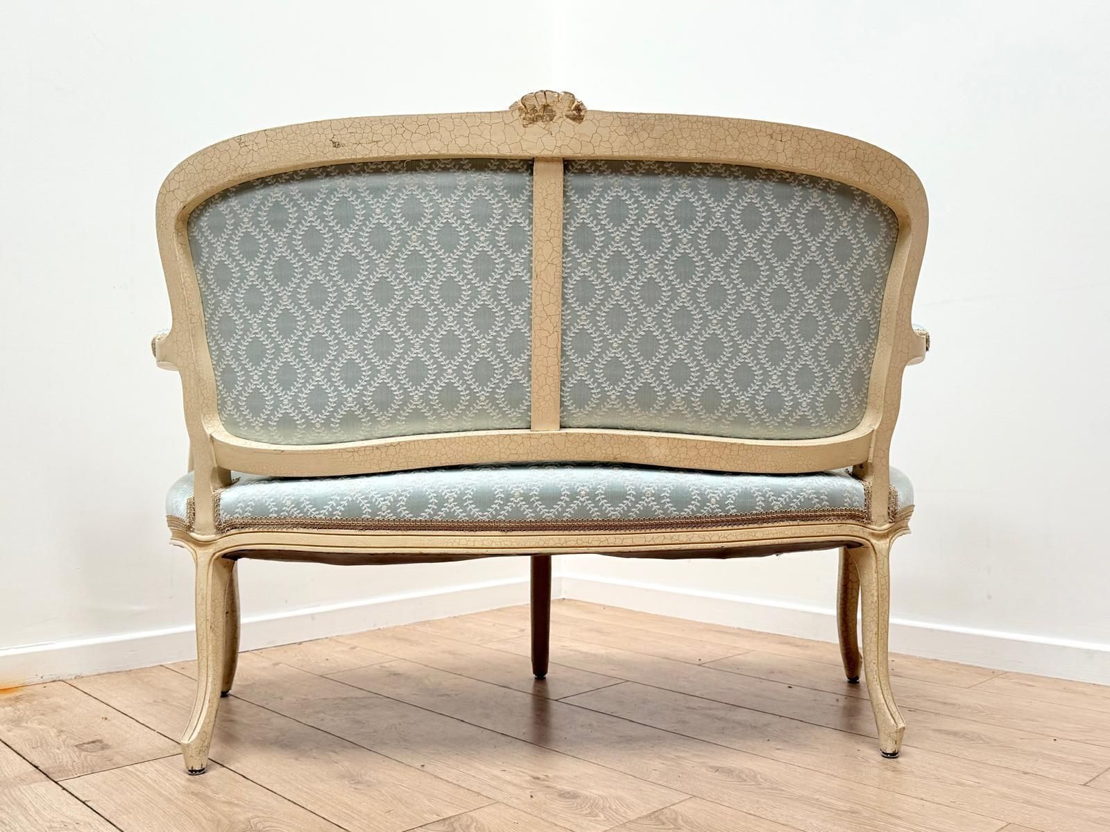 Very Elegant French Regency Begere Louis XV Style Sofa 0221. photo for sale
