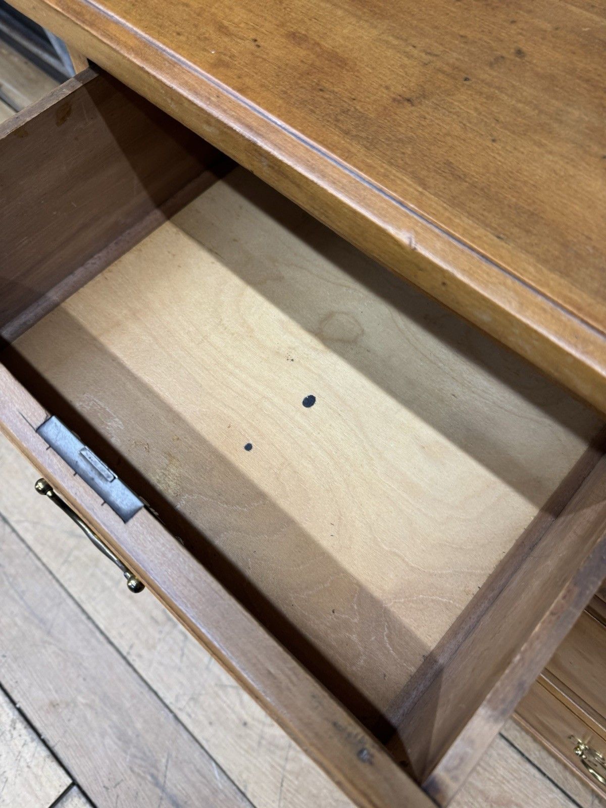 Edwardian Satin Walnut Chest Of Drawers – Bedroom Storage photo for sale