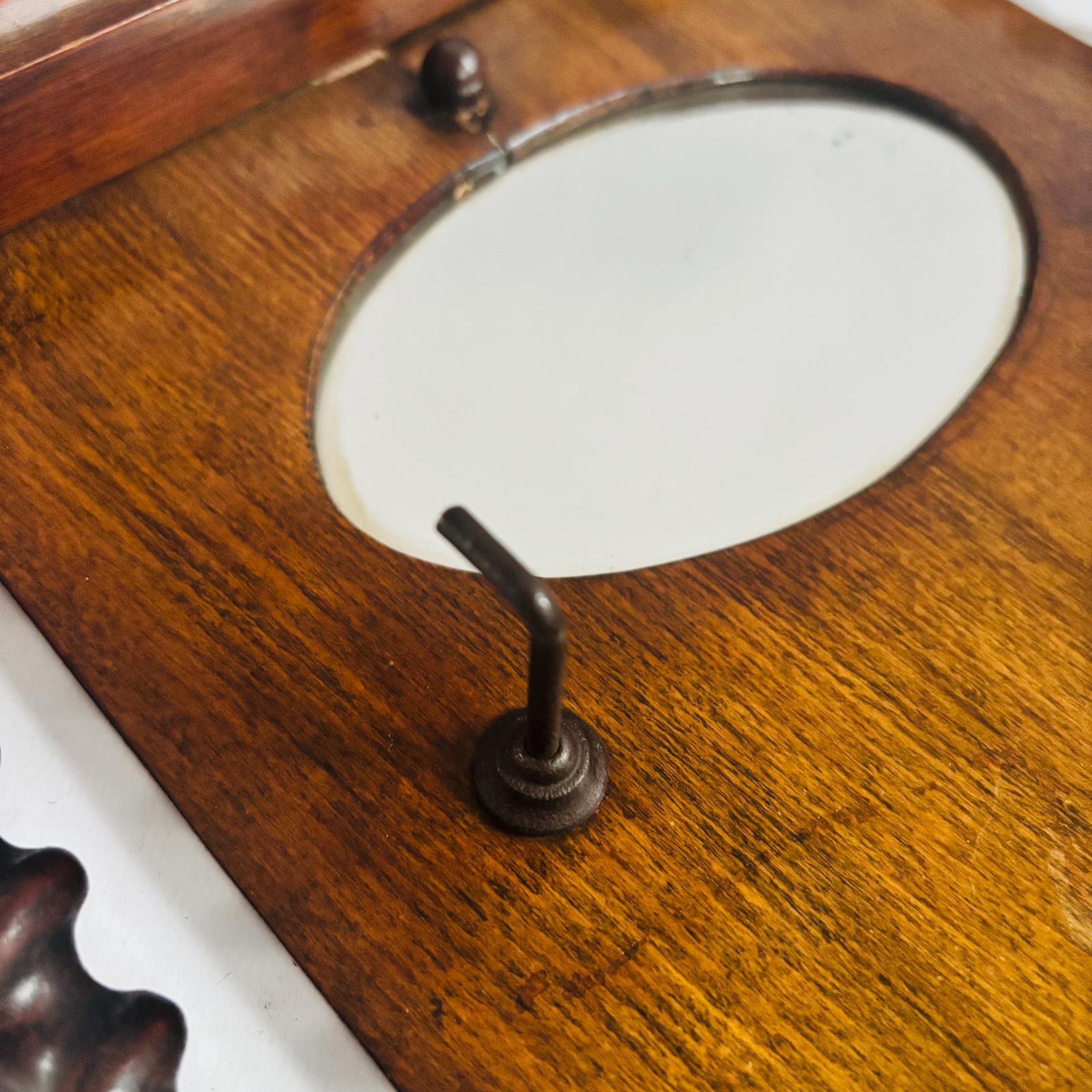 Antique Edwardian Twisted Mahogany Entrance Hall Mirror: Beveled Round Mirror & Key Hooks photo furniture