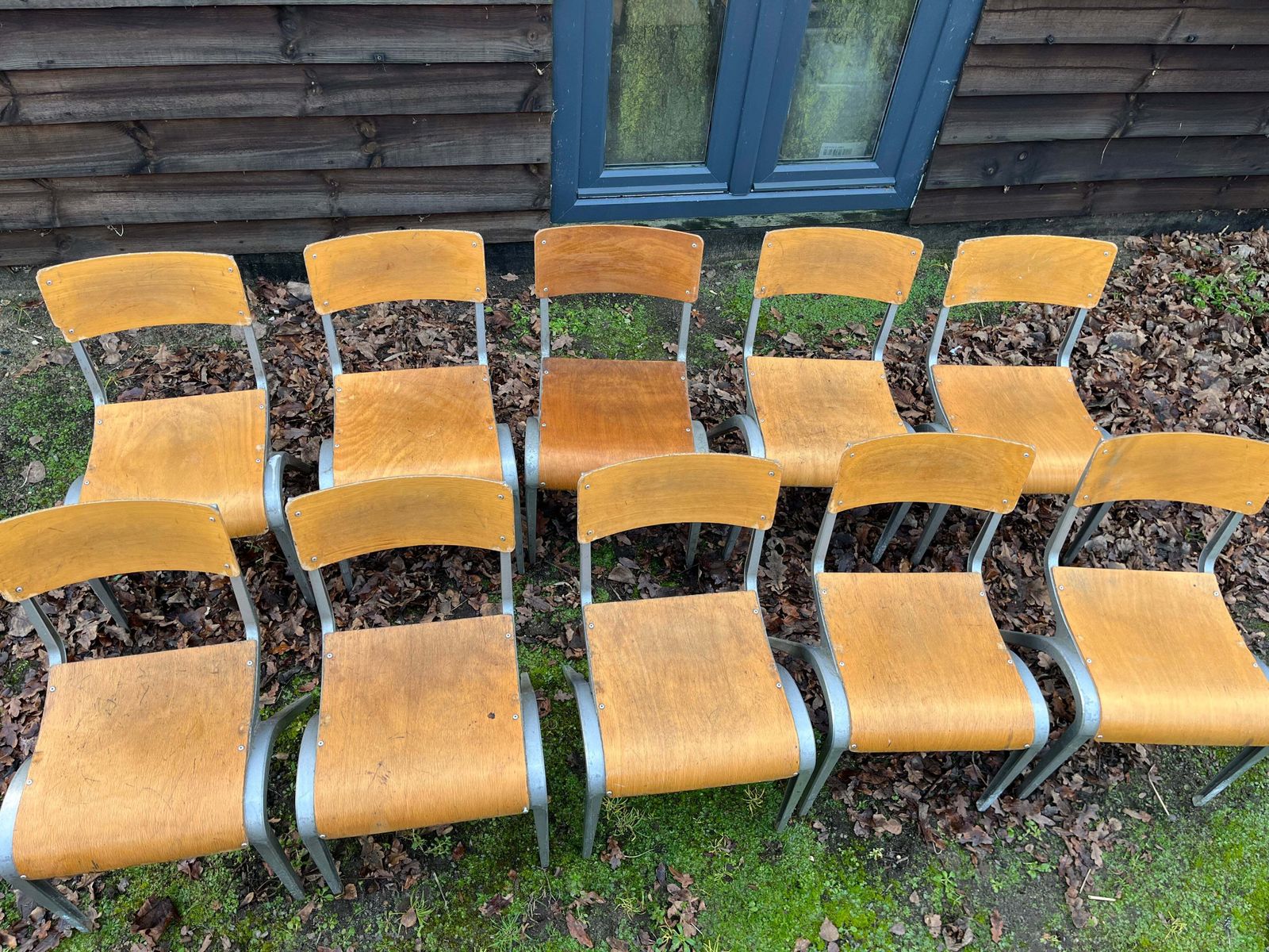 114.0 Esavian Children’s Stacking School Chair By James Leonard, 1950s Height 40cm photo