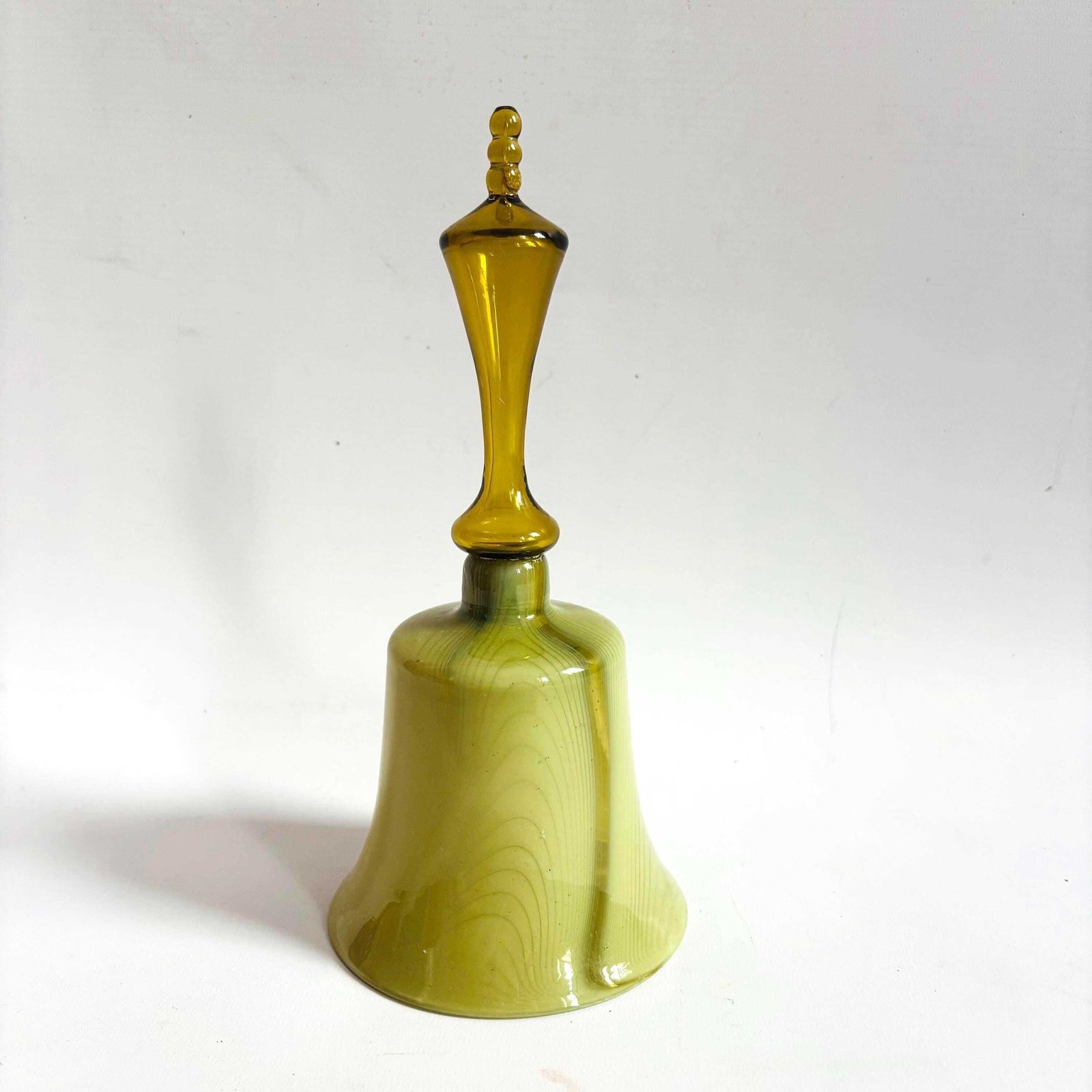 photo furniture Rare 1860s Victorian Opaline Glass Wedding Bell With Clapper  Chip In Glass