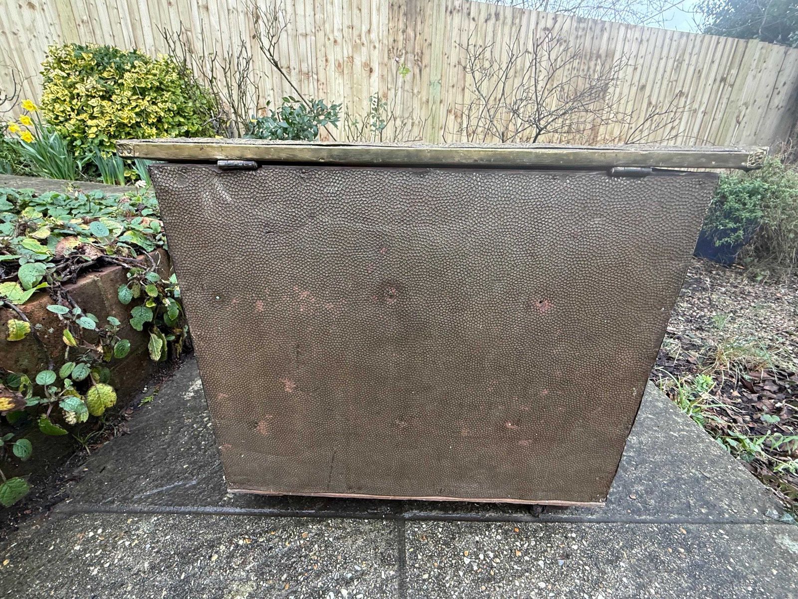 Mid Century Superb Brass Coal Box Victorian Style Embossed Log Bin Fireside Storage Chest   Toy Box, Treasure Chest, Wood Storage photo vintage