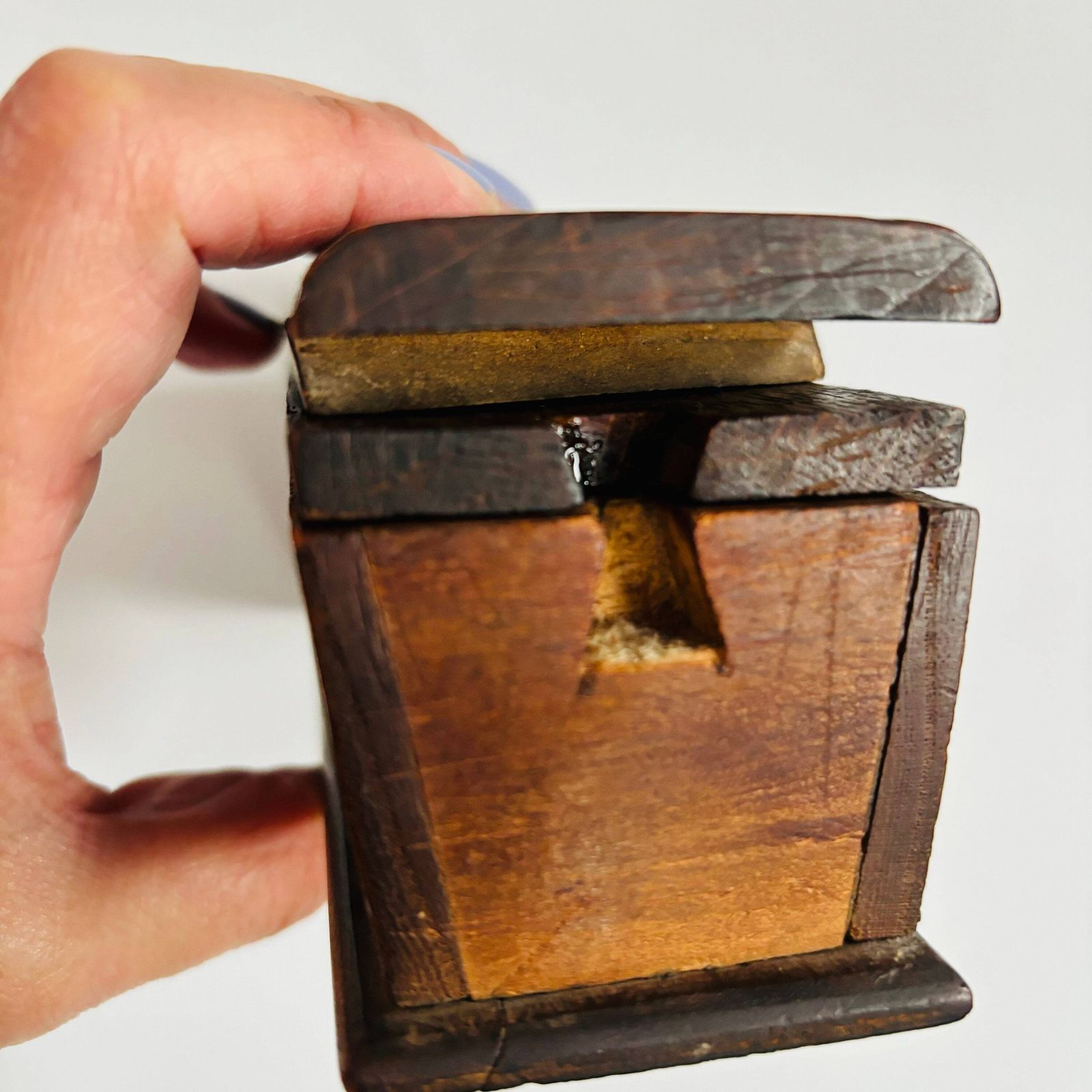 Antique Elm Wood Keepsake Box: 1918 French Tramp Art Folk Carving photo 118.0