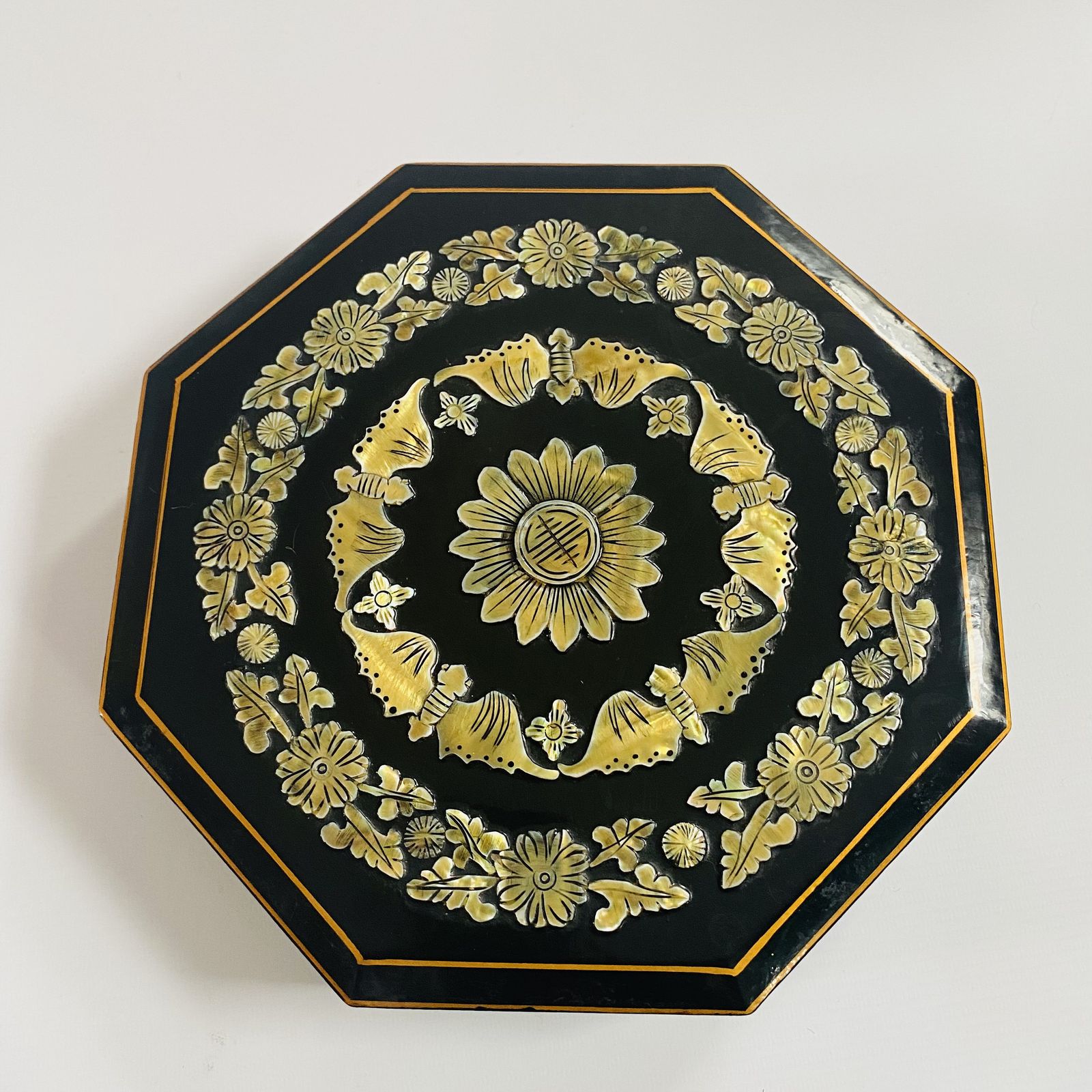 Antique Japanese Lacquerware Box: Octagonal Keepsake With Mother Of Pearl Inlay photo for sale