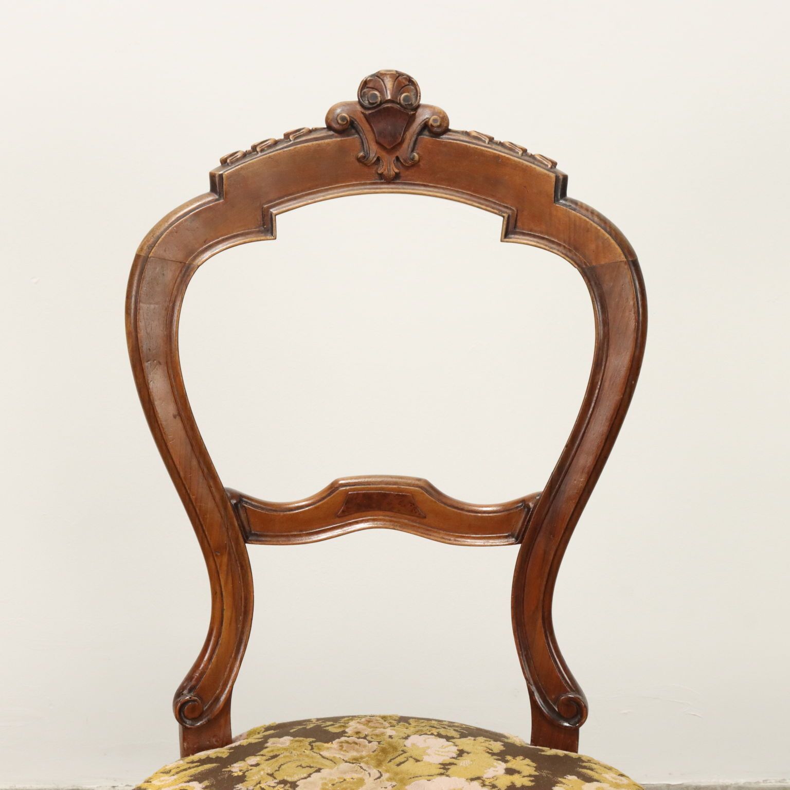 Antique Chairs Walnut Padded Seat Flower Decoration XIX Century photo Furniture