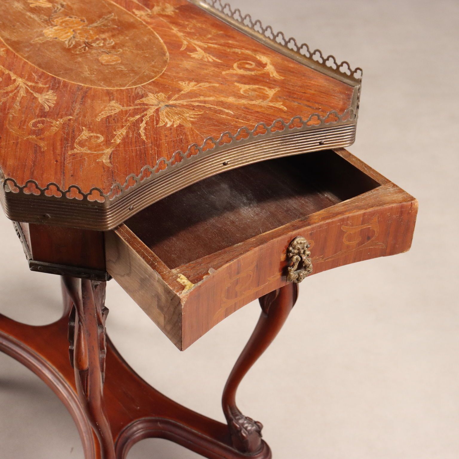 Antique Small Table Fruit Wood Bois De Rose XX Century photo vintage