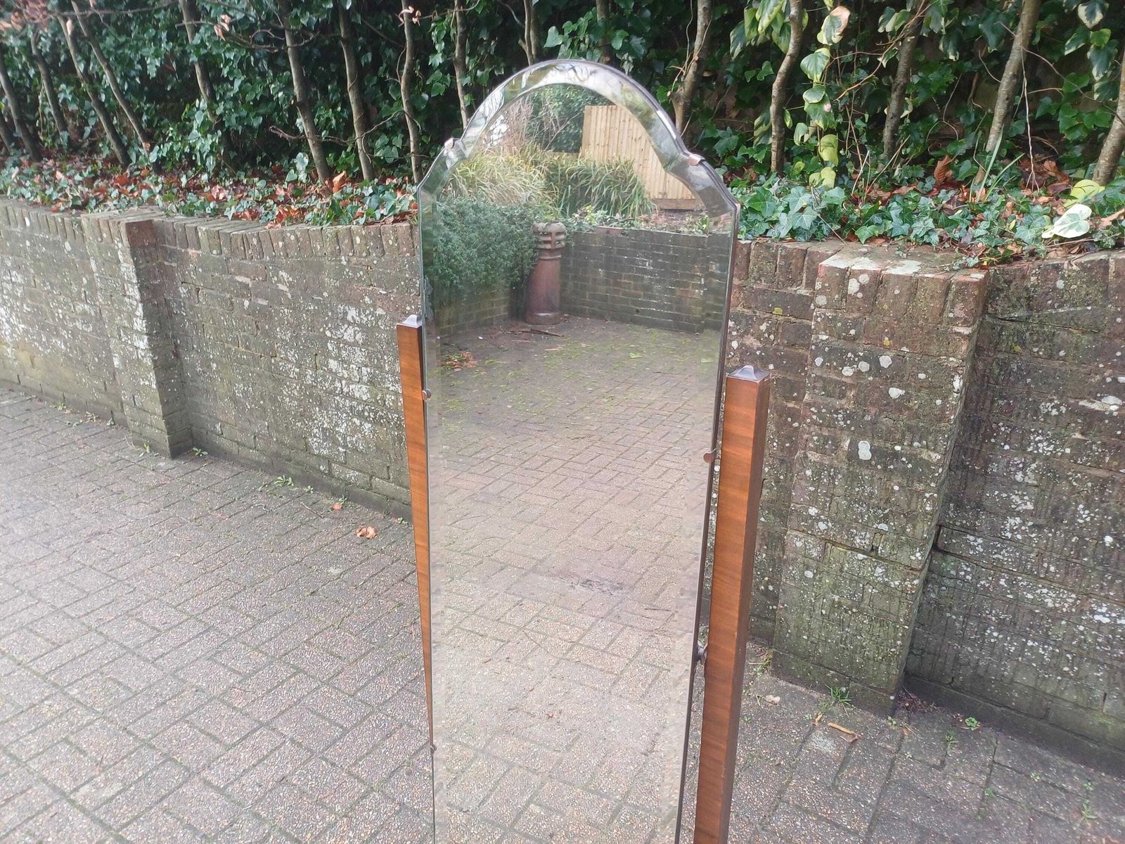 photo furniture Superior Antique Cheval Mirror Walnut Veneer Oak Feet Bevelled Glass 1920/30s Full Length Tilting Dressing Mirror Art Dec