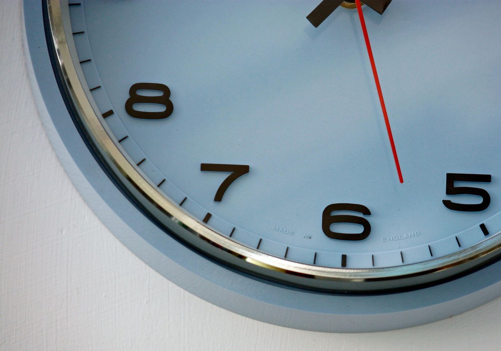 Vintage Metamec Wall Clock   22cm Blue Retro Mid Century Clock Gift Kitchen Clock Off The Wall Clocks photo Home Decor