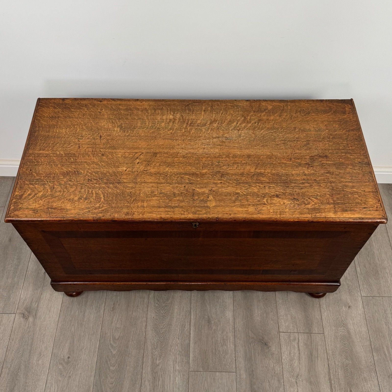 photo furniture Antique 19th Century Fine Quality Coffer / Blanket Box In Oak