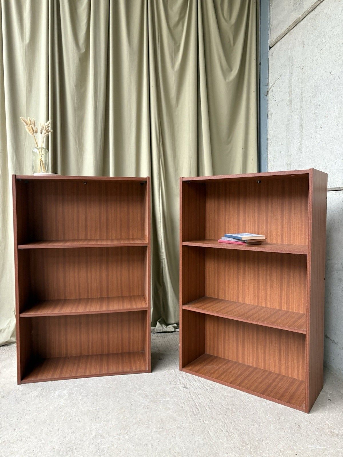 Vtg Late Mid Century Pair Of Freestanding Bookcases Wall Units Retro R1040