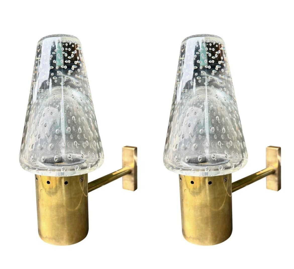photo vintage A Rare Pair Of 1950s Murano Glass And Brass Wall Lights By Gino Sarfatti And Archimede Seguso.