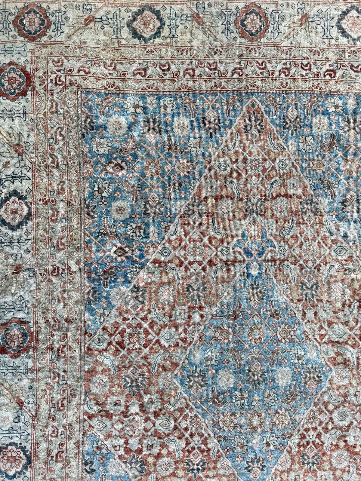 950.0 Antique Tabriz Rug 1.68m X 1.16m photo