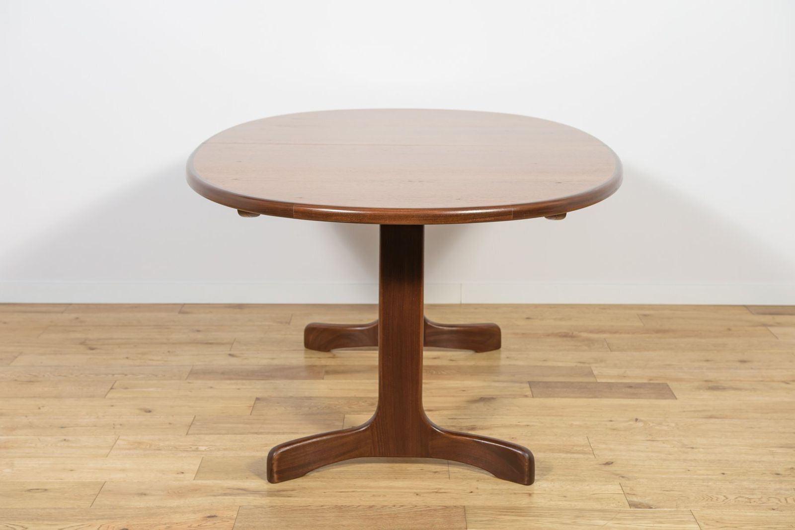 Mid Century Oval Dining Table In Teak From G Plan, United Kingdom, 1960s photo Furniture