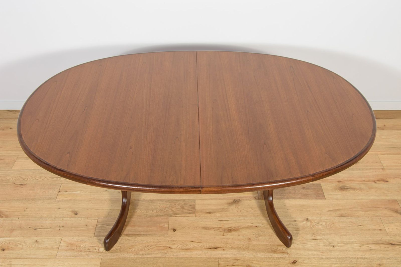 Mid Century Oval Dining Table In Teak From G Plan, United Kingdom, 1960s photo vinterior