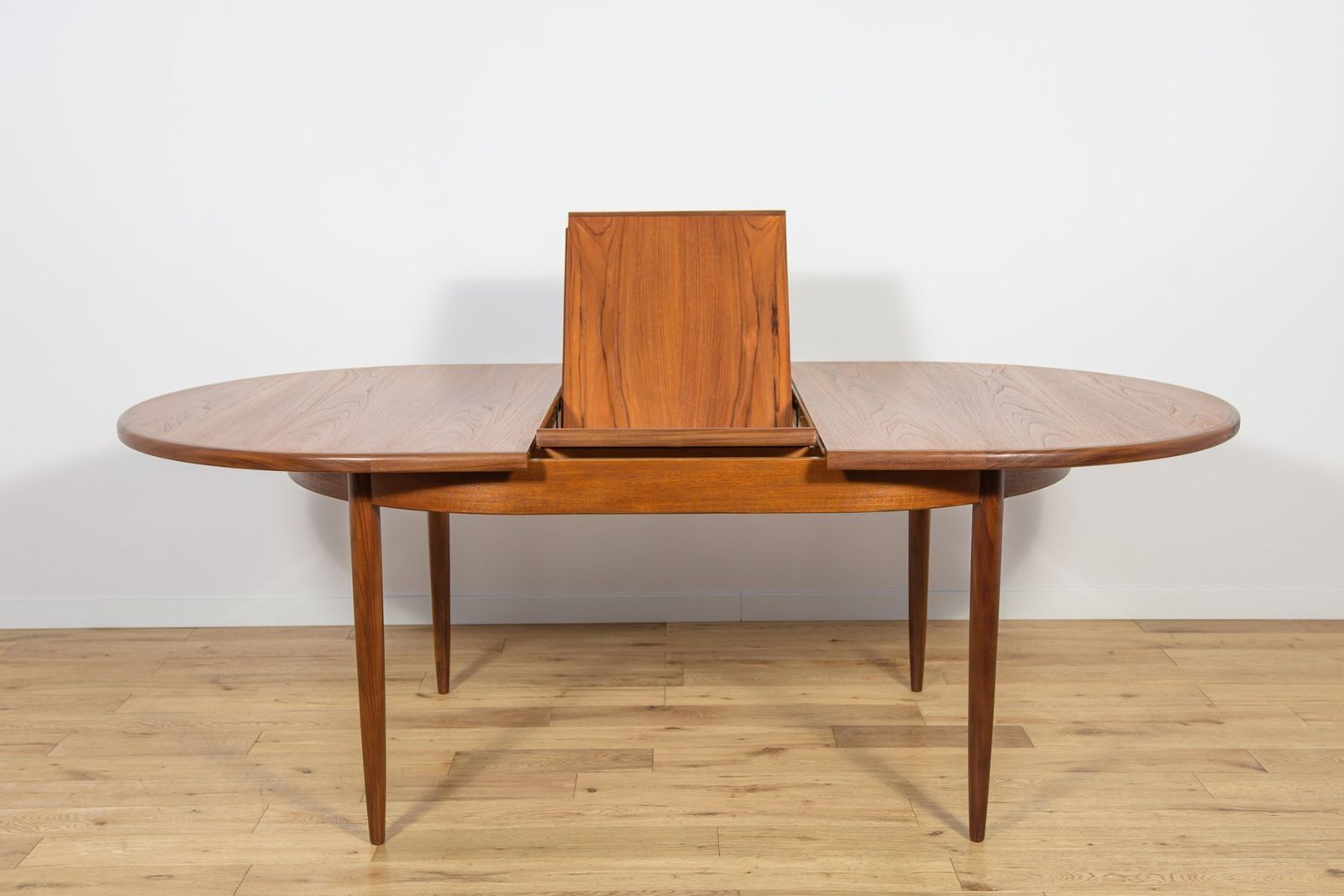 Mid Century Modern Teak Oval Dining Table From G Plan, United Kingdom, 1960s photo vintage