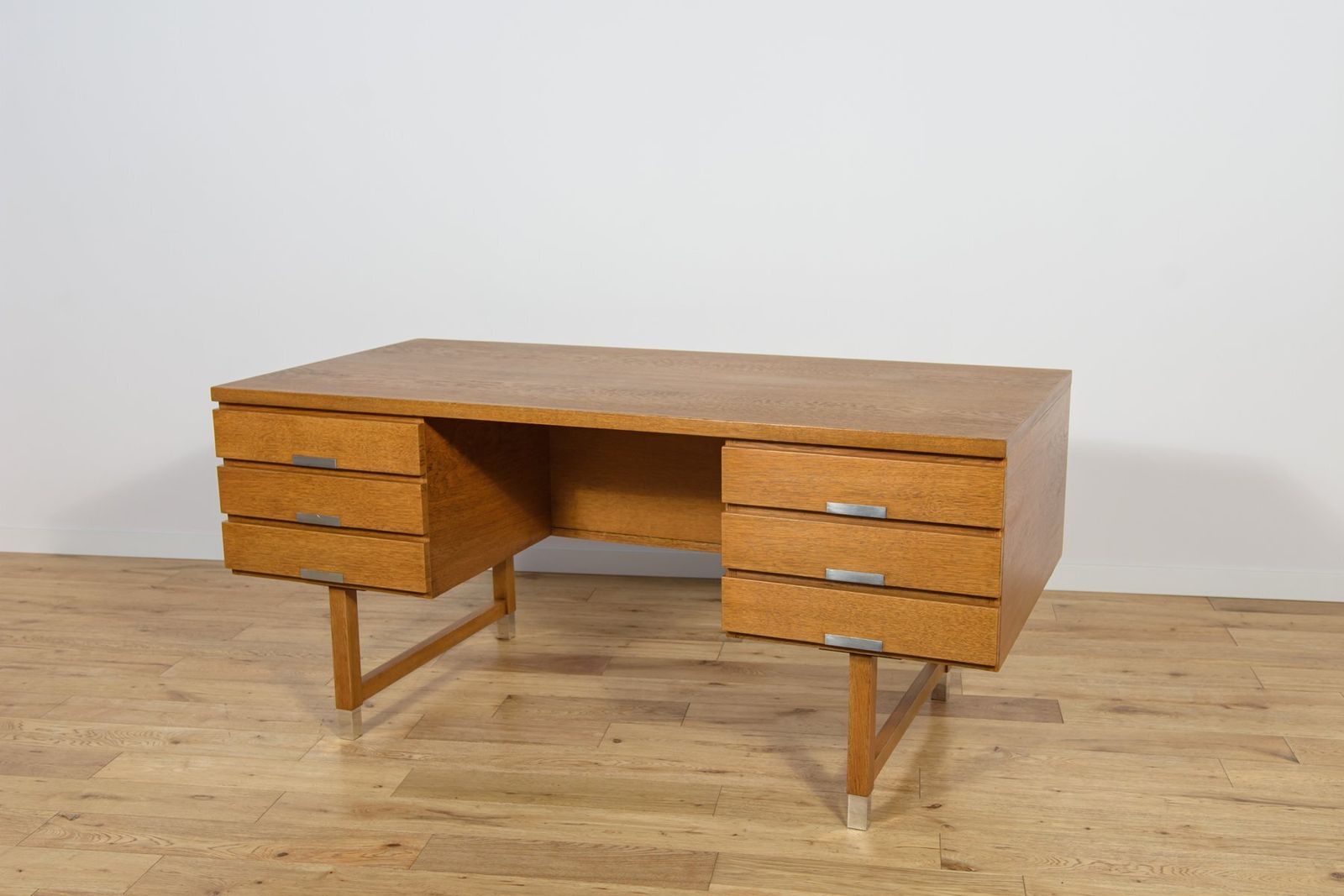 Mid Century Modern Oak Desk From Eigil Petersens Møbelfabrik, Denmark, 1970s
