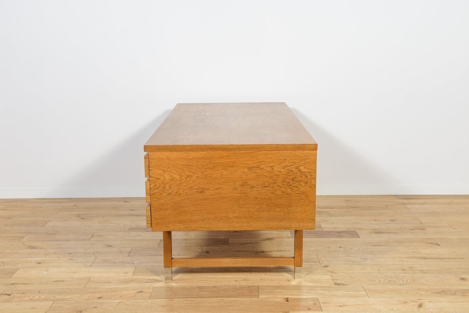 Mid Century Modern Oak Desk From Eigil Petersens Møbelfabrik, Denmark, 1970s photo 3344.0