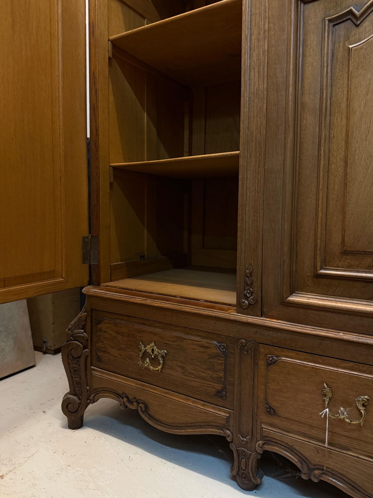 Large 19th Century French Walnut Triple Armoire Wardrobe photo 4800.0