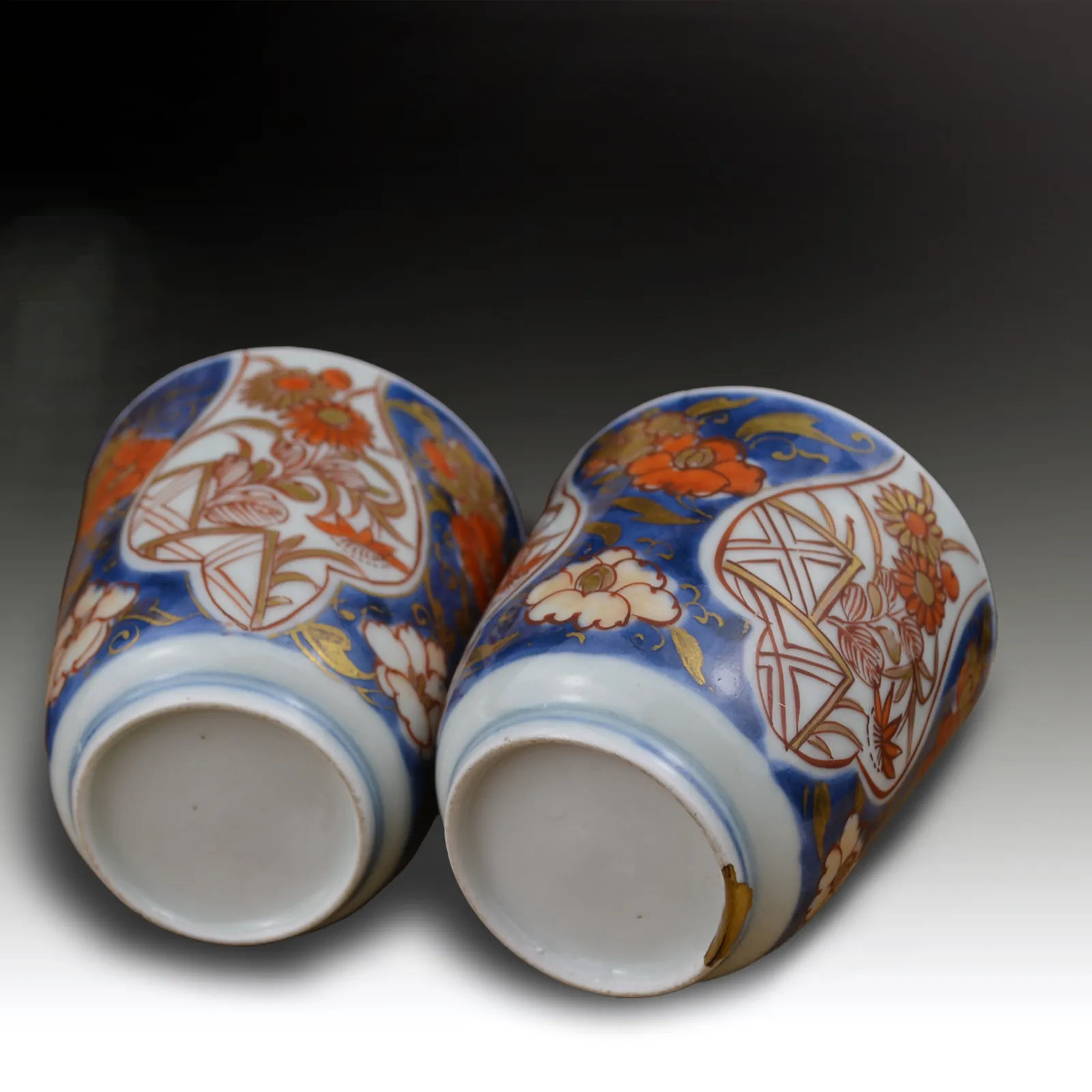Japanese Early Edo Imari Pair Of Superb Wine Cups Early 18th C Circa 1720 photo Home Decor
