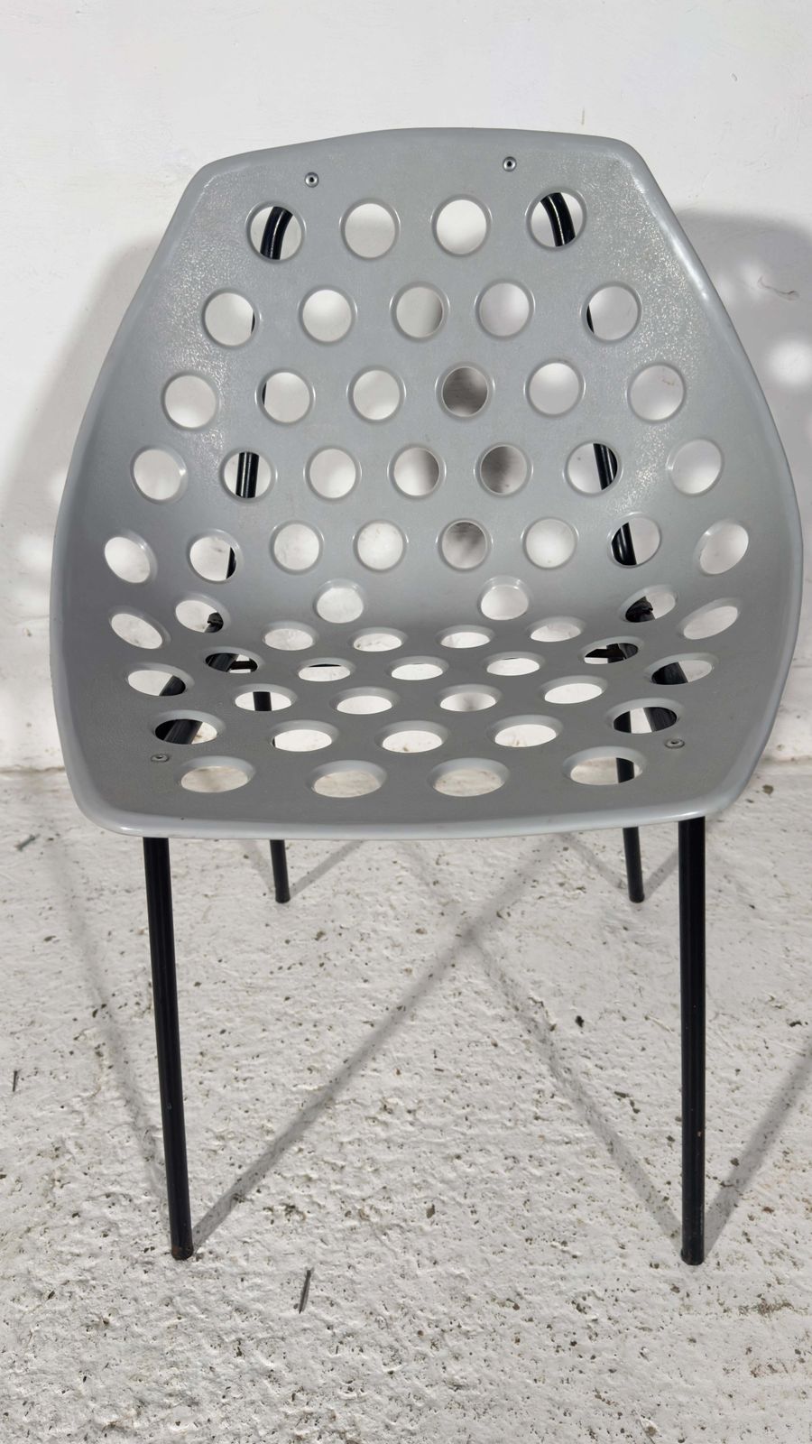 photo vinterior P. Guariche For Meurop, 1960s Coquillage Chair