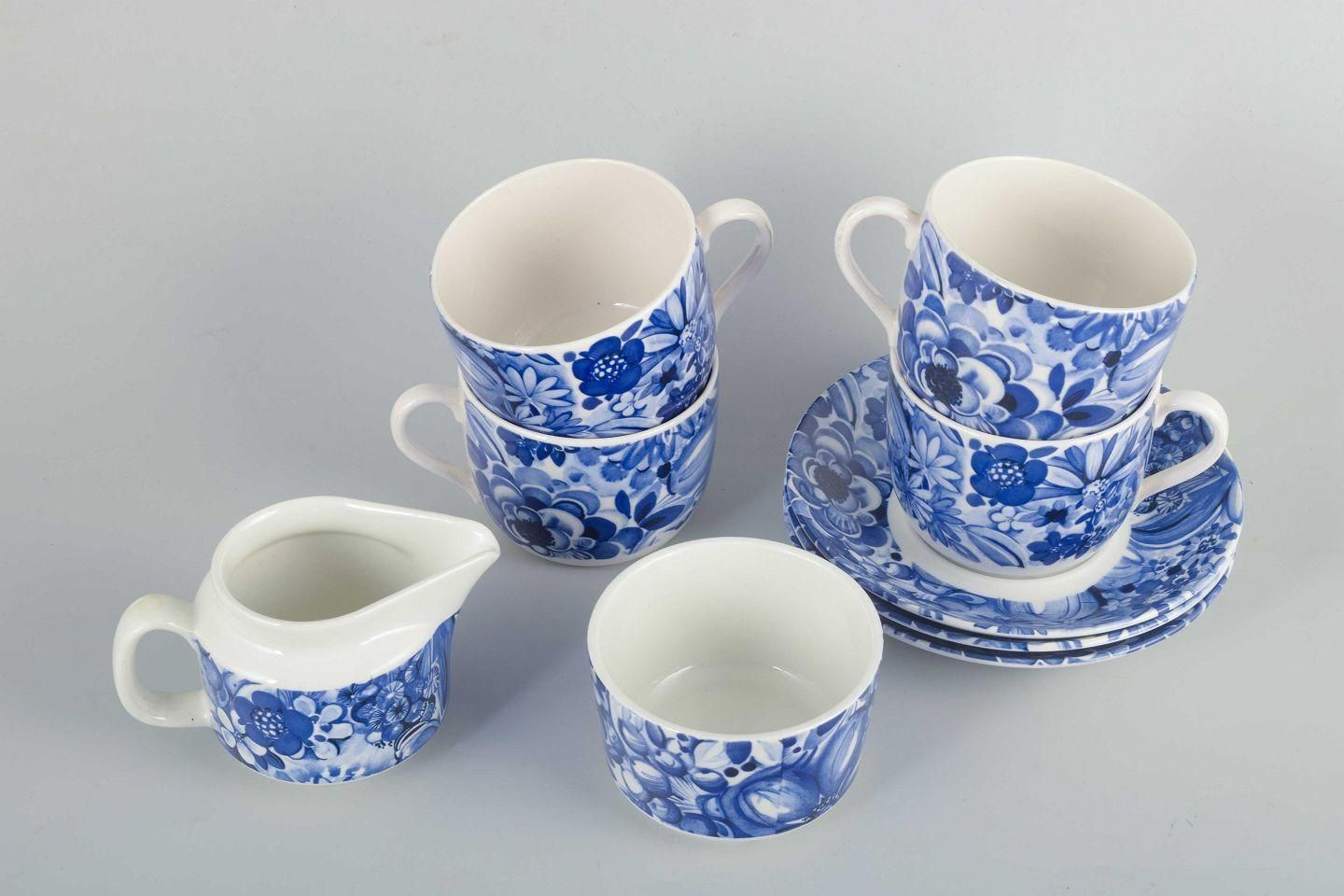 Gefle, "Blå Blomster". 4 Tea Cups With Saucers, Sugar Bowl And Creamer. photo furniture