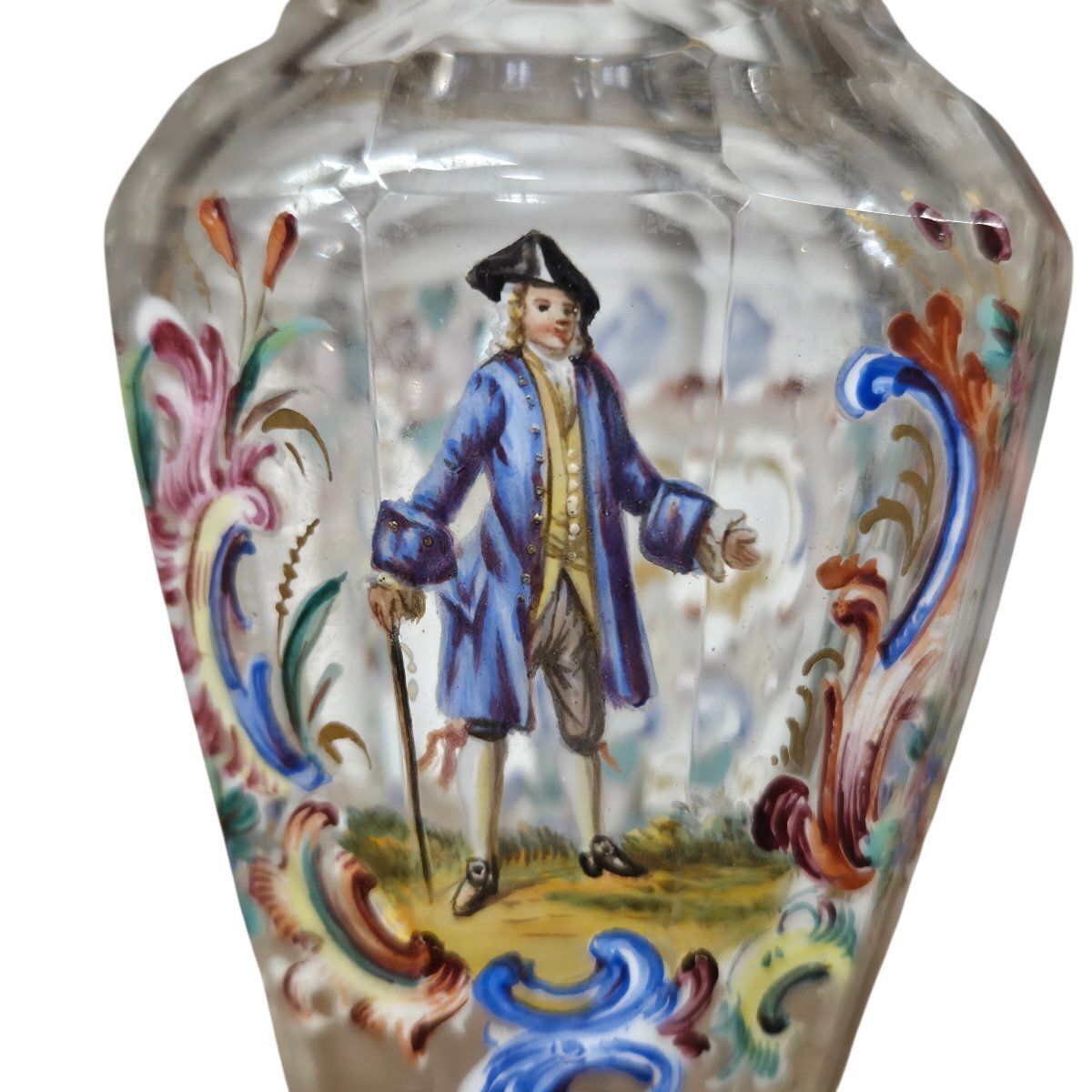 Petit vase d'époque en verre émaillé, Vienne, fin du XIXe siècle photo vinterior