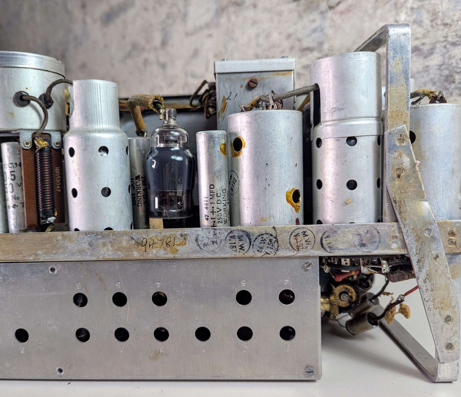Original Ww2 Raf Air Ministry Aircraft Radio Receiver – R1155b – Serial No. 94781 photo buy