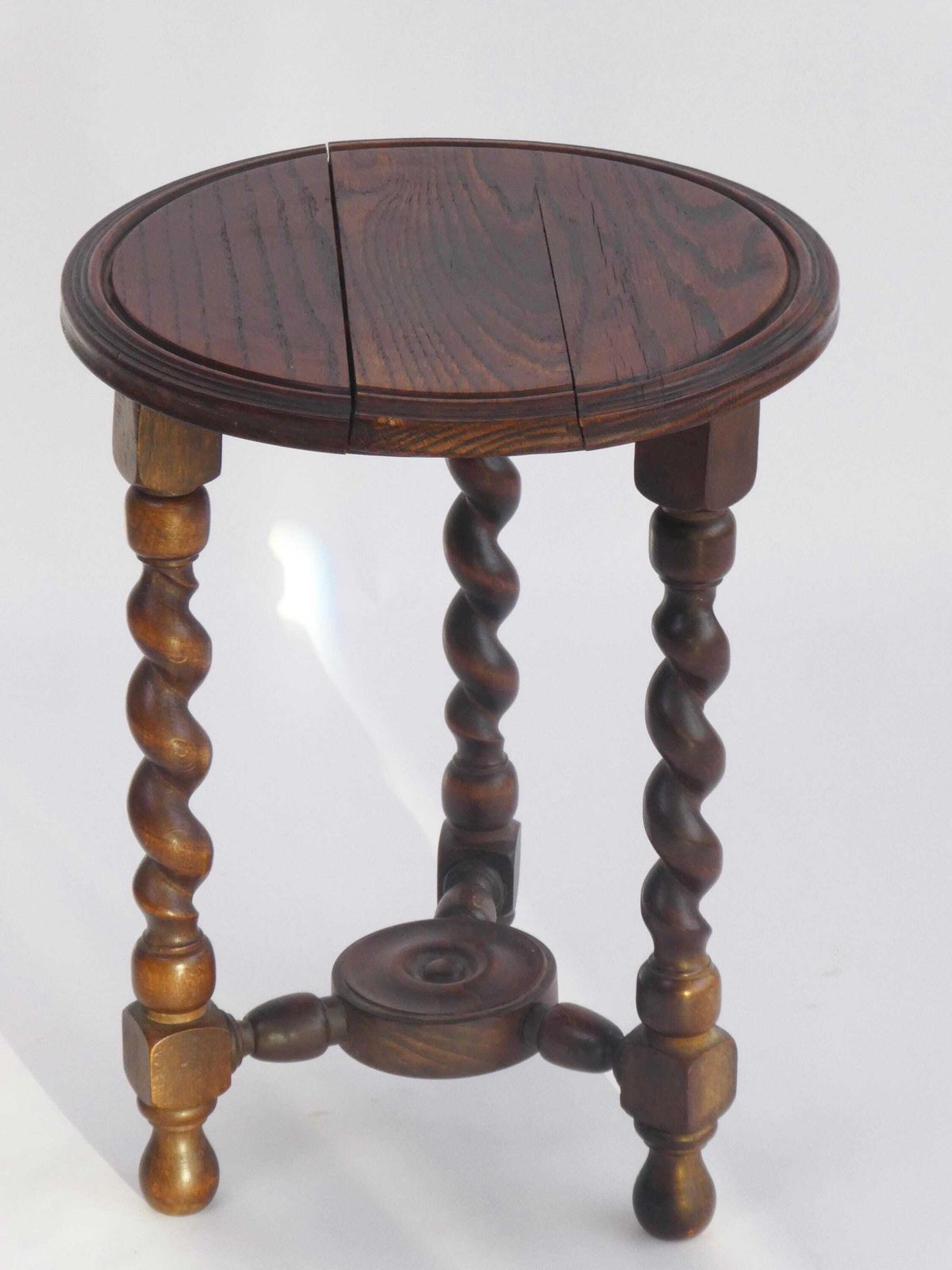 Antique Round Barley Twist Wooden Table, Small Plant Stand With Turned Legs, Farmhouse Decor photo 240.0