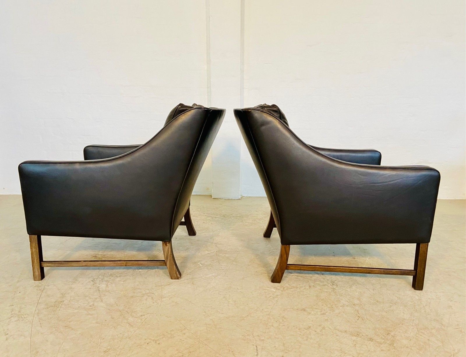 1895.0 Mid Century Fredrik Kayser Leather & Rosewood Lounge Chairs – Brown Leather photo