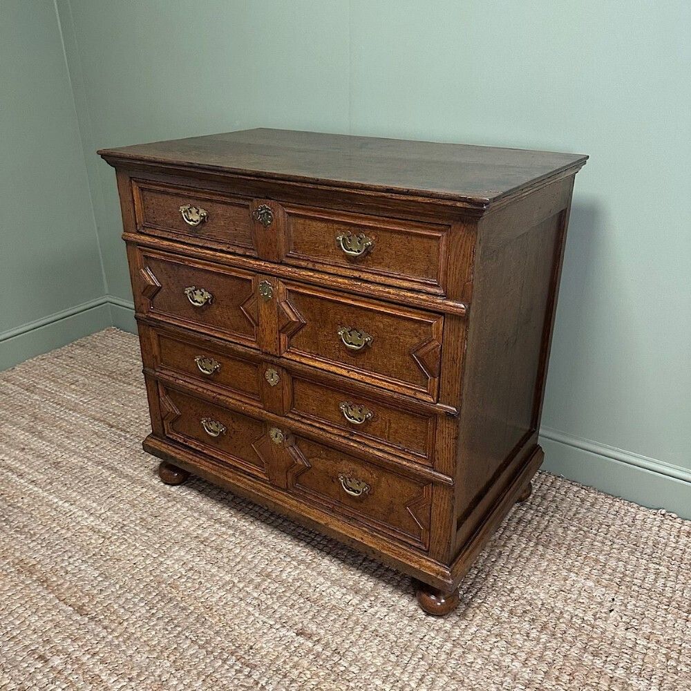 Stunning Early 18th Century Georgian Chest Of Drawers photo for sale