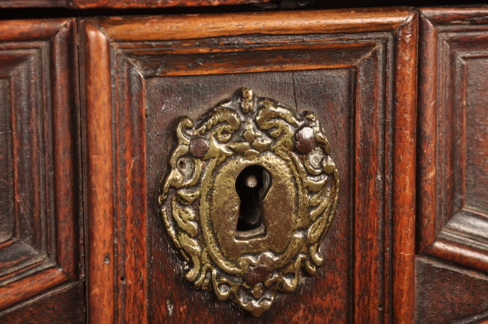 Rare Charles II Walnut & Fruitwood Chest Of Drawers photo vintage