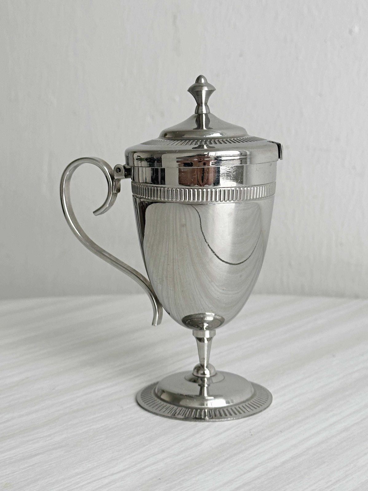 Small Mustard Pot, Jam Jar In Shiny Stainless Steel, Létang Remy Style, Refined Table Setting, Metal Tableware, Elegant Table Decoration photo furniture