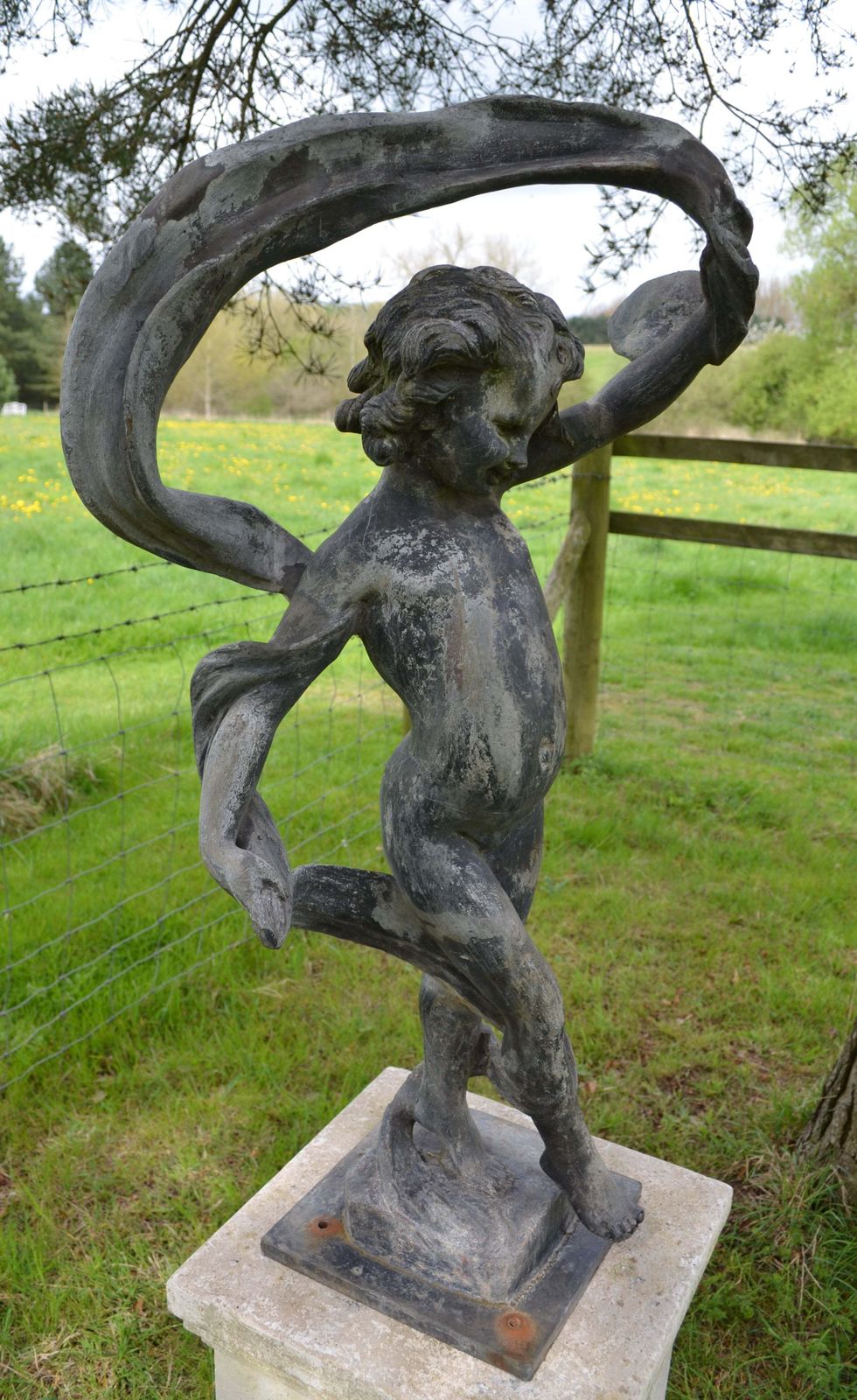 Early 20th Century   Lead Dancing Girl