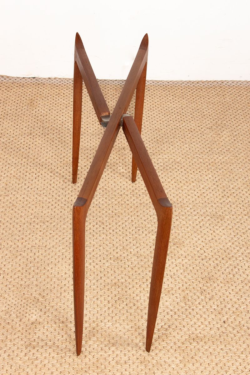 Mobilier Table basse pliante en teck danois, modèle 4508, par Engholm et Willumsen pour Fritz Hansen, années 1960. photo