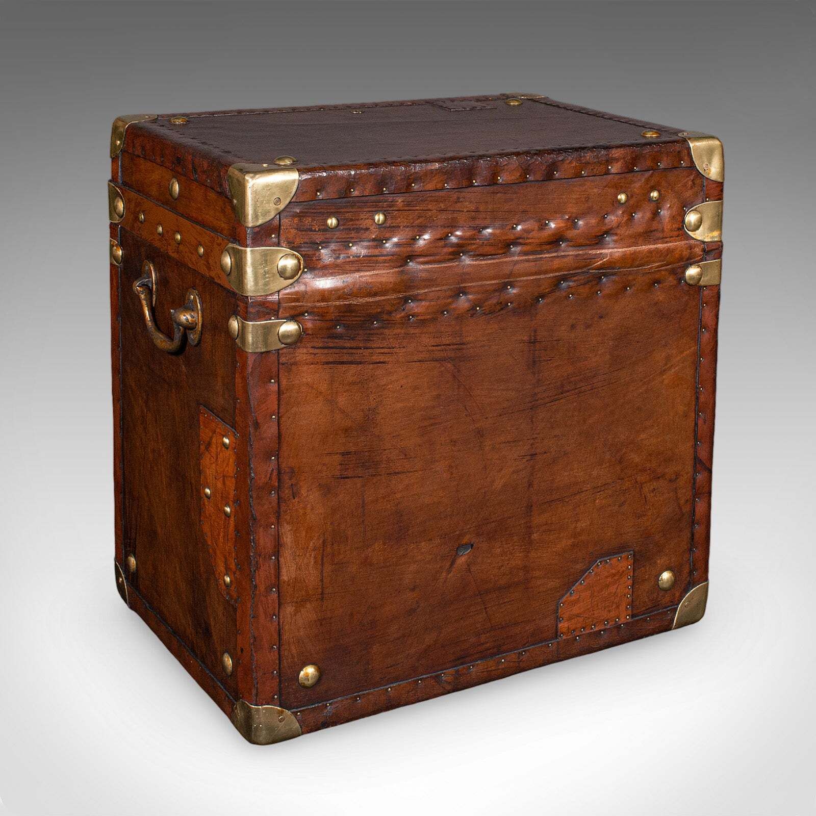 Pair Of Late Vintage Campaign Luggage Trunks, English Leather Bedside Nightstand photo buy