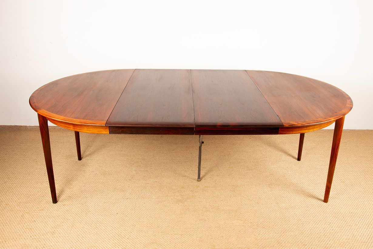 photo vintage Table à manger danoise extensible en palissandre, par Kai Lyngfeldt Larsen pour Søren Willadsen, 1960.