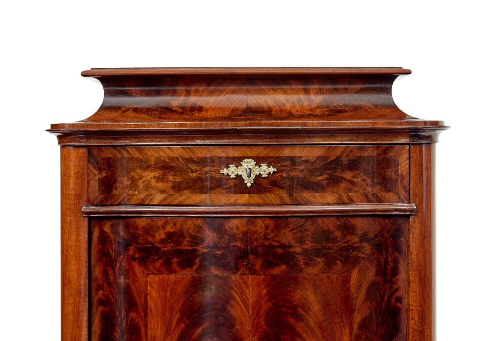 Scandinavian Pair Of 19th Century Serpentine Shaped Cupboards photo 6595.0