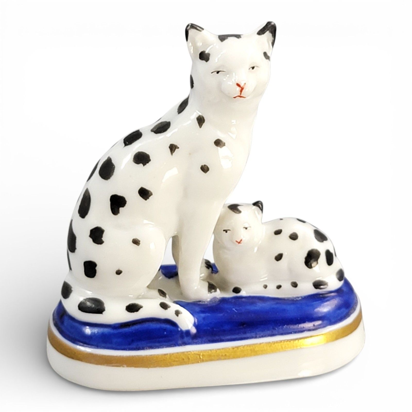 Rare Chelsea Porcelain Miniature Group, Seated Cat And Kitten, Late 18th Century photo 500.0