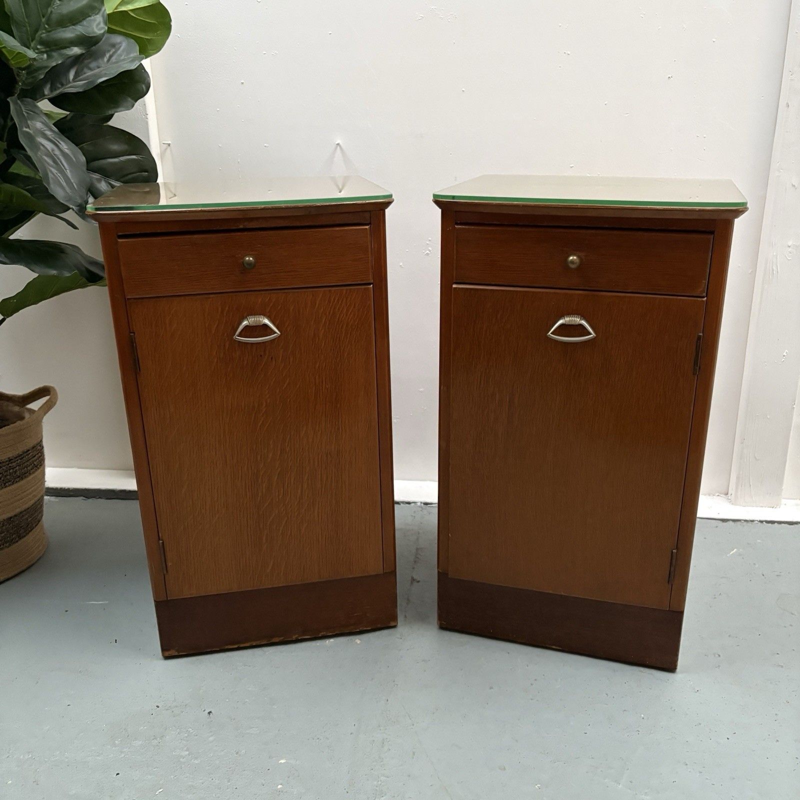 Pair Of Lebus Bedside Cabinet / Art Deco Oak Style Pot Cupboard photo furniture