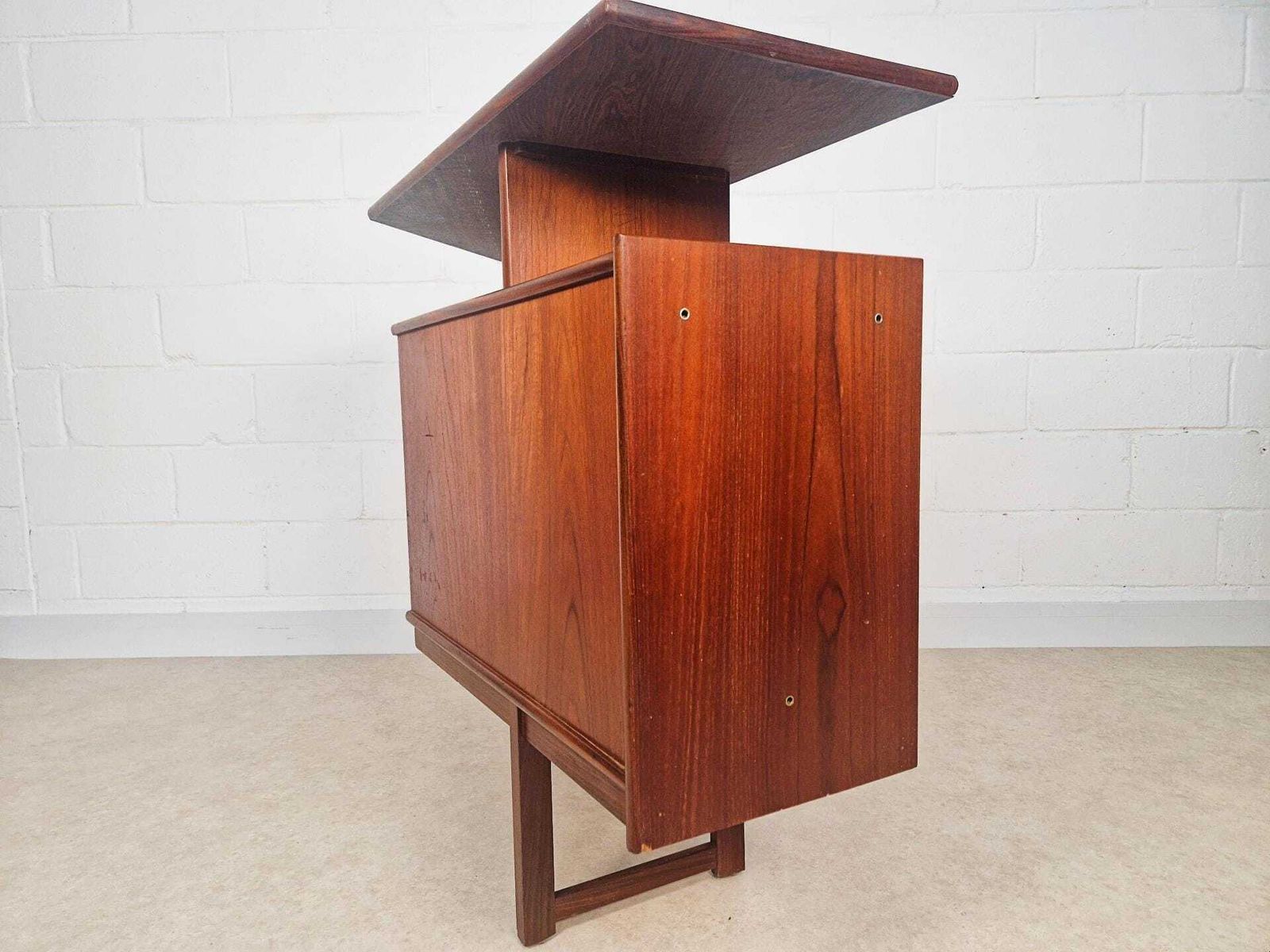 photo for sale Turnridge Of London Vintage Mid Century Medium Teak 1960s Angled Cocktail Bar Pg010