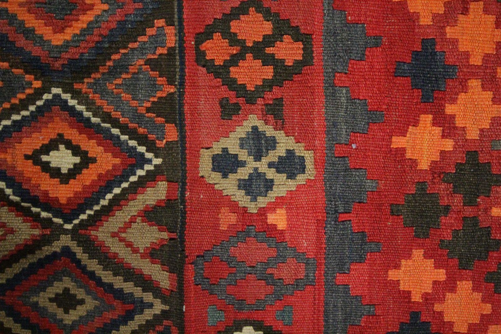 Red Carpet Wool Kilim Rug Handmade Traditional Caucasian Area Rug photo 2449.0